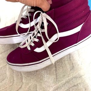 Van's High Tops Size 10